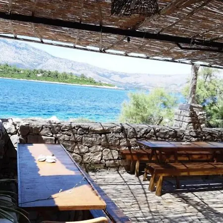 Сasa de vacaciones Island House