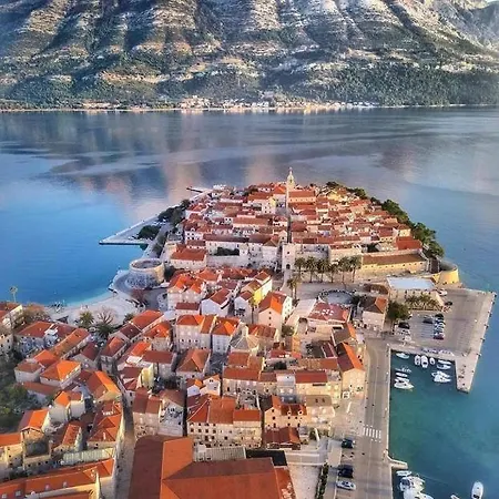 Island House