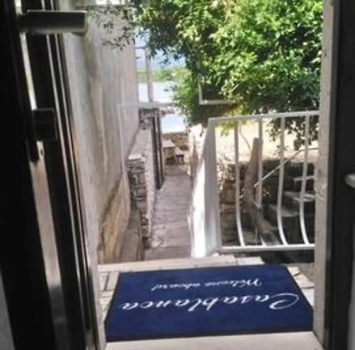 Сasa de vacaciones Island House Lumbarda