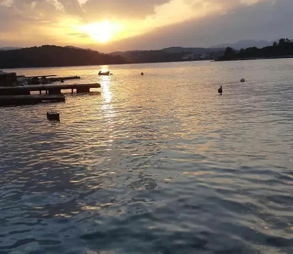 Island House Сasa de vacaciones Lumbarda